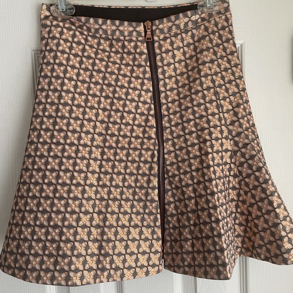 J. Crew Collection size 2 Skirt - Picture 2 of 3